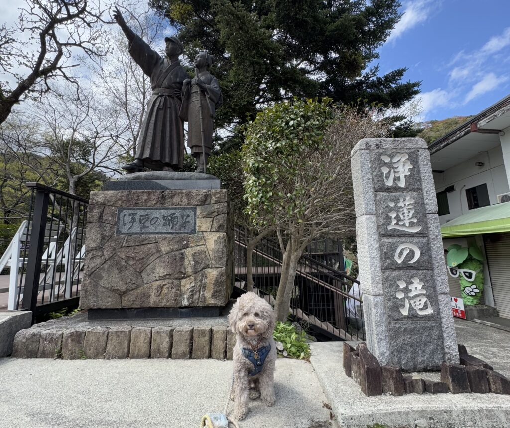 伊豆の踊子　銅像